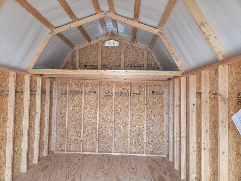 10'x16' Lofted Barn photo 2