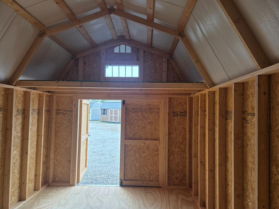 10'x16' Lofted Barn photo 3