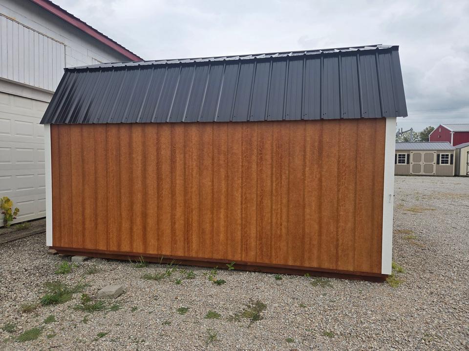 10'x16' Lofted Barn photo 5