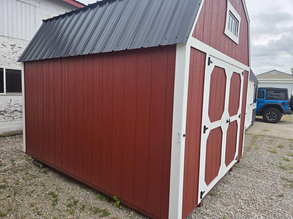 10x12 Lofted Barn photo 5