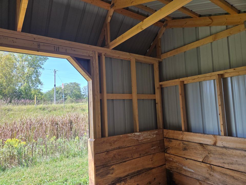 10x20 Saltbox style animal shelter photo 4
